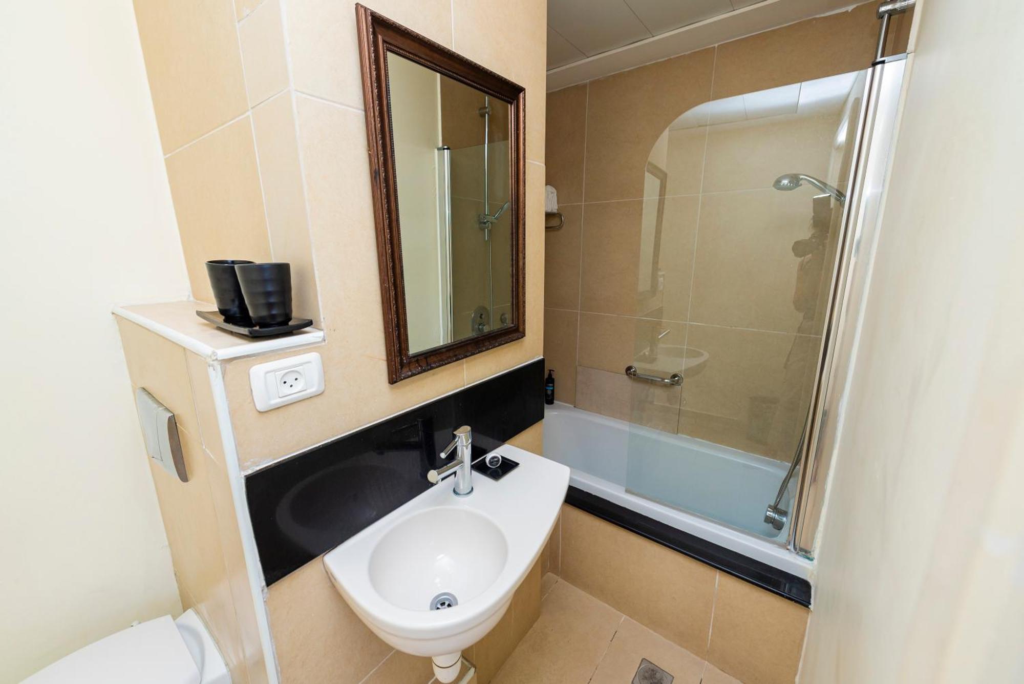 Hotel Basel Tel-Aviv Εξωτερικό φωτογραφία